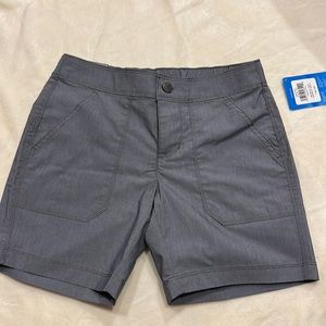 NWT Women’s Columbia Longer Days Short